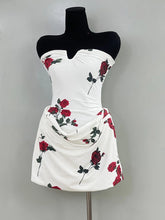 Mini-robe dos nu sans bretelles à imprimé rose